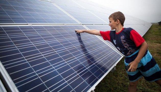 第聂伯州独特的太阳能电站投入全负荷生产